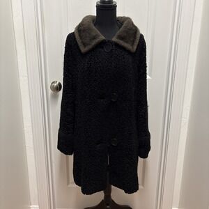 Vintage Black Persian‎ Lamb Coat Lined Contrasting Fur Collar Oversize Button Up